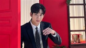 金秀賢（圖／翻攝自金秀賢IG）