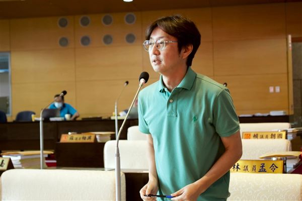 台中市民進黨籍議員江肇國認為市府各單位橫向聯繫不足。（圖／翻攝自江肇國臉書）
