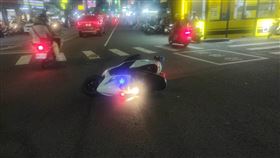 開槍,鳳山分局,拒檢逃逸,衝撞