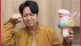 羅廷瑋強調，「我的工作是民意代表，監督政府的過程中受到的批評指教，請針對我就好，拜託不要攻擊或是肉搜我的家人」。（圖／翻攝自羅廷瑋臉書）