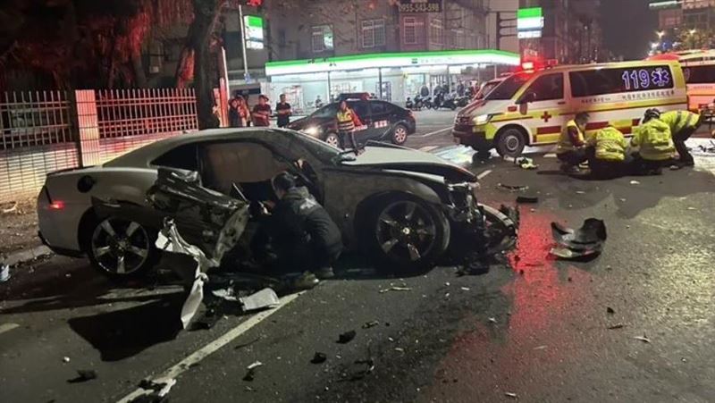 桃園重大車禍！左轉車遭碰撞釀1死1傷慘劇