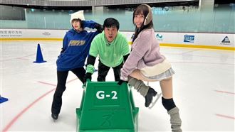 突配輔助器代步　65歲胡瓜現身曝復健近況