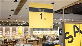 HOLA和樂家居北台灣最大門市內湖店將於5月下旬進行改裝，即日起至4月27日止，眾多商品一折起。（圖／品牌業者提供）