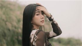 網挖家寧一身行頭 包包、衣服破20萬▲（圖／翻攝自家寧IG、品牌官網）

