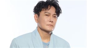 張信哲推出新專輯。（圖／潮水音樂提供）