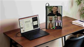 LG gram Pro強大效能與輕薄設計，讓創作更順暢自在。（圖／台灣樂金提供）