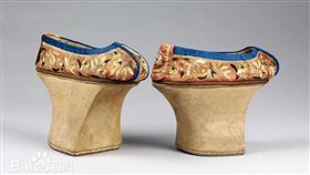 ▲了花盆底鞋。（圖／翻攝自百度百科）