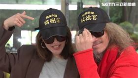 中永和罷免團體去中選會領表，左為罷免張智倫領銜人mini、右為罷免林德福領銜人朱約信（朱頭皮）