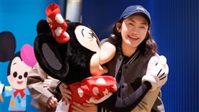 錢薇娟與米妮相見歡。（圖／好看娛樂提供）