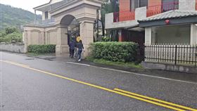 傅崐萁花蓮住處遭搜索！疑競選小物案違法　檢調追資金來源（圖／翻攝畫面）