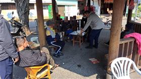 婆媽土地公廟前聚賭！「十八啦」賺買菜金