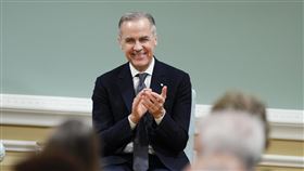加拿大新總理卡尼（Mark Carney）宣誓就職。（圖／美聯社／達志影像）