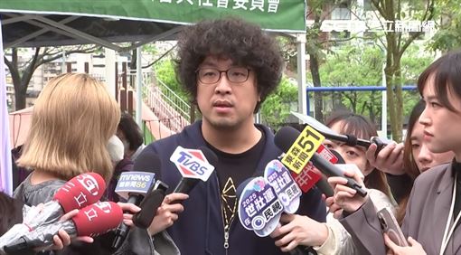 沈伯洋PTT過往言論全曝光　暱稱公然示愛