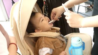 高雄婦幼展登場！許多家長來挑選保健食品