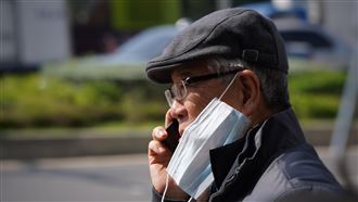 有錢任性？手機尾號「8個7」競拍1153萬！