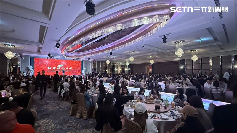 台南酒店春酒席開75桌「小姐占8成」好香