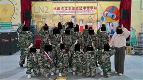 迷彩,王浩宇,解放軍,少先隊（圖／翻攝自Thread @王浩宇）