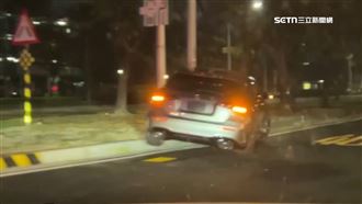 爸酒駕接6歲兒　失控自撞分隔島影片曝光
