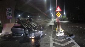 台中、北屯、環中東路、崇德路、自撞、翻車、失去心跳