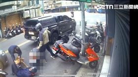 比特犬,騎士,咬人,法律白話文運動,徐書磊（圖／翻攝畫面）