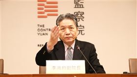 監察院預算遭刪減將聲請釋憲 李鴻鈞出席說明監察院預算遭大幅刪減，影響公務運作及職權行使，將向憲法法庭遞狀聲請釋憲及暫時處分，監察院副院長李鴻鈞（圖）18日在監察院出席記者會說明，並回應媒體提問。中央社記者謝佳璋攝 114年3月18日