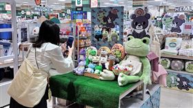 台隆手創館邀萌蛙匹客玩樂台北，3月19日起在HANDS SOGO復興店和大家見面。（圖／品牌業者提供）