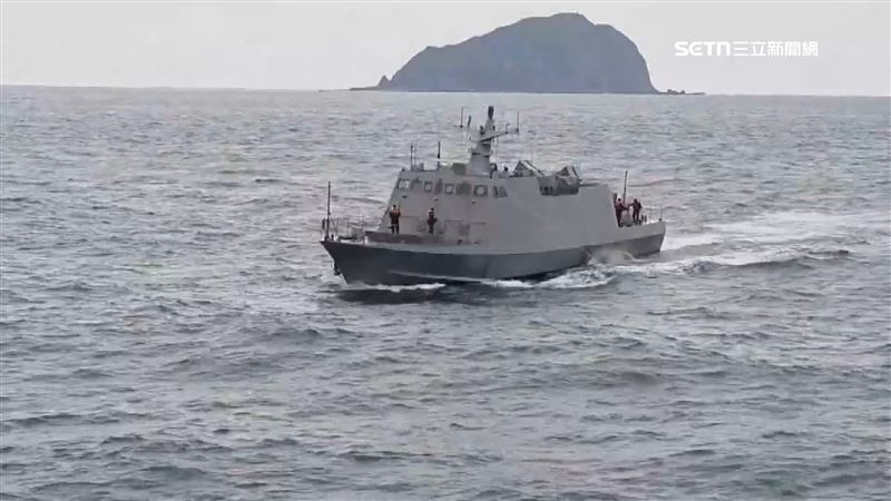 6共艦1公務船擾台　國軍嚴密監控