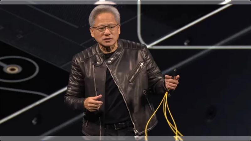 黃仁勳大讚矽光子「瘋狂的科技　新秀是？