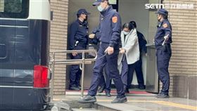 台北地院,剴剴案,虐童,劉姓保母姊妹（白衣姊姊、第二個妹妹）。（圖／記者楊佩琪攝影）