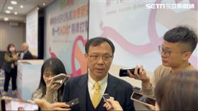 衛福部健保署長石崇良表示，罕病用藥由健保罕藥專款支應，不計入醫院個別總額分配。（圖／記者簡浩正攝影）