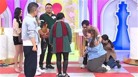 「分手擂台」特別企劃上演婚內出軌實錄，正宮爆打小三，場面失控（圖／東森提供）
