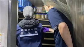 宜蘭某連鎖火鍋店爆食物中毒，衛生局勒令停業限期改善。（圖／翻攝畫面）