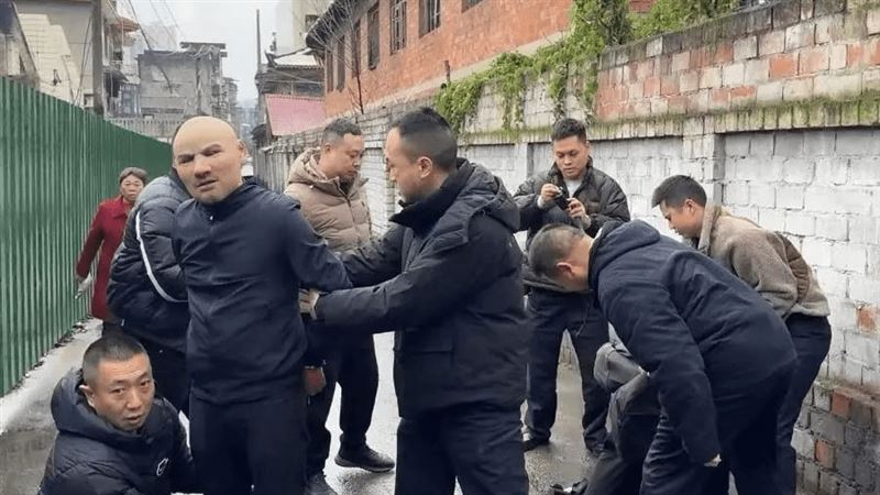 「人皮面具」大盜現身！四川驚爆易容竊案