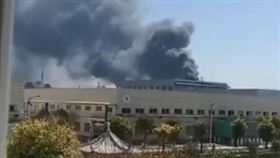 河南工廠爆炸「夷為平地」！ 3失聯4傷　民宅玻璃被震碎（圖／翻攝自新京報微博）