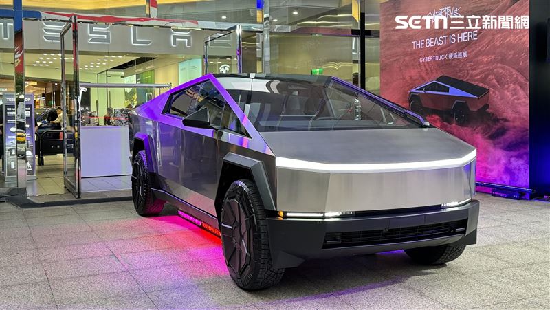 半路噴裝備　特斯拉召回4萬多輛車