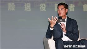 ▲陳偉殷引退記者會，回憶自己的日、美職棒生涯。（圖／記者劉彥池攝影）