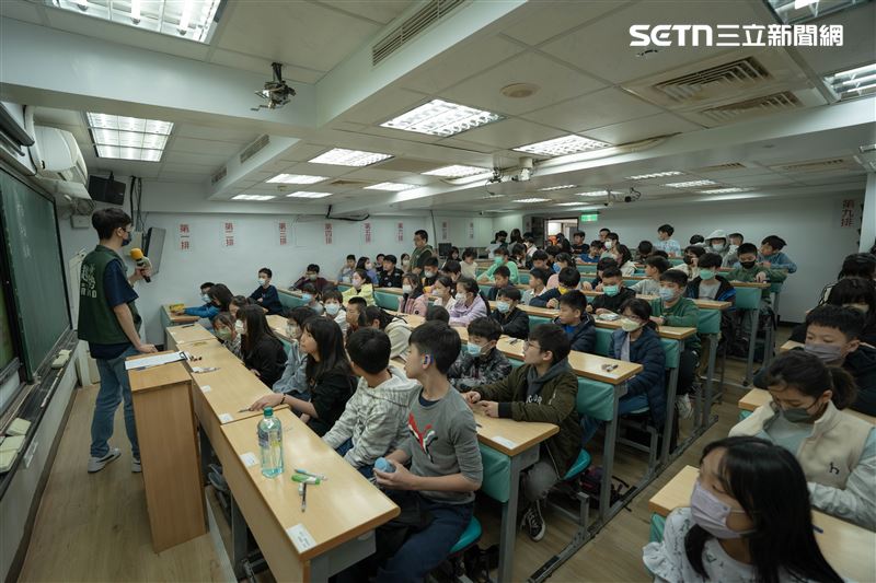 老師透露，有的學生是在考試前才被逼著來上衝刺班。（圖／趨勢資優教育補習班授權提供，未經同意請勿轉載）