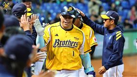 ▲中信兄弟曾頌恩開轟單場貢獻4打點。（圖／中信兄弟提供） 