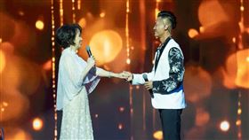 林淑容開唱邀請林俊逸（右）擔任嘉賓。（圖／媒體棧提供）