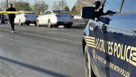 這起槍擊案昨天晚間10時在拉斯克魯塞斯（Las Cruces）的楊恩公園（Young Park）發生。（圖／翻攝自Las Cruces Police臉書）