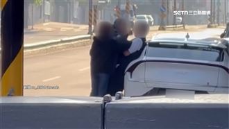 醉男搭車嘔吐打司機　同行女勸架反遭掌摑