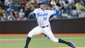 ▲富邦悍將先發投手力亞士（Roenis Elias）。（圖／富邦悍將提供） 