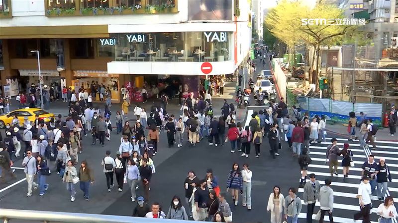 原PO發現台灣男生與日韓相比，大多沒有穿搭習慣。（示意圖／資料照）