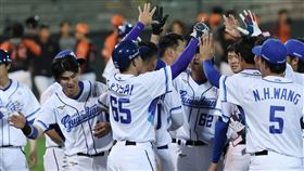 ▲富邦悍將團隊在春訓打出好成績。（圖／翻攝自富邦悍將臉書）