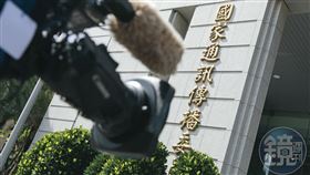 NCC只剩3名委員無法開會議決，今年6月底將有包括4家無線台在內等三十多家廣播電視業者無法換照。