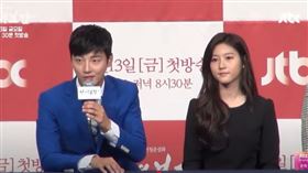 ▲尹施允（左）在發布記者會中霸氣喊話：「有問題請衝我來。」（圖／翻攝自JTBC） 