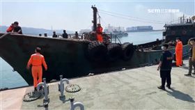 中船再侵入！「三無駁油船」欲幫越界船補給遭扣押