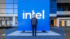 ▲英特爾（Intel）新任執行長陳立武2025年3月20日赴美國聖克克總部。（圖／翻攝自X@Intel news）