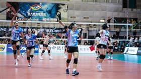 ▲臺北鯨華冠軍賽系列戰以2：1擊敗高雄台電，拿下企業20年女子冠軍。（圖／企排提供） 