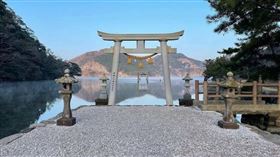 受不了外國人惡行！日神社禁止觀光客入內